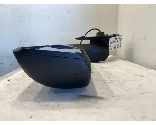 FREIGHTLINER Cascadia Mirror (Side View)