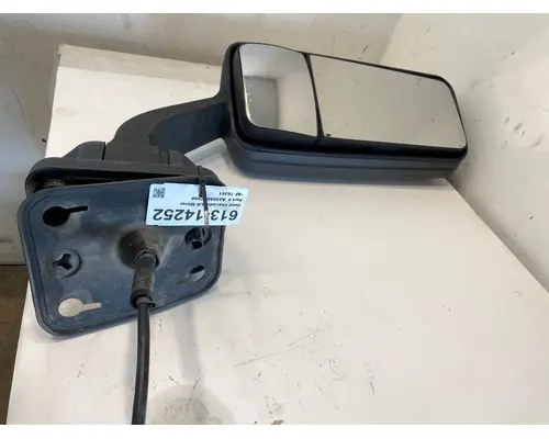 FREIGHTLINER Cascadia Mirror (Side View)