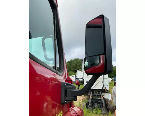 FREIGHTLINER Cascadia Mirror (Side View)