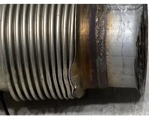 FREIGHTLINER Cascadia Muffler