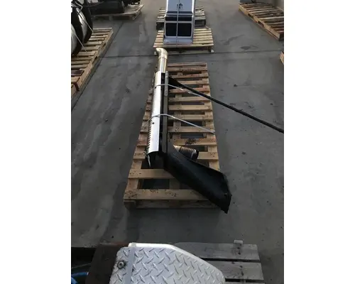 FREIGHTLINER Cascadia Muffler