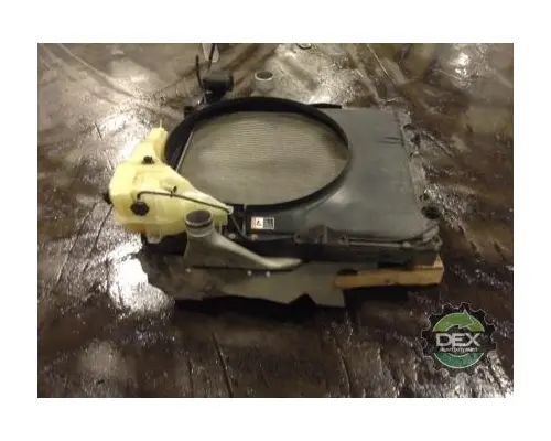 FREIGHTLINER Cascadia Radiator