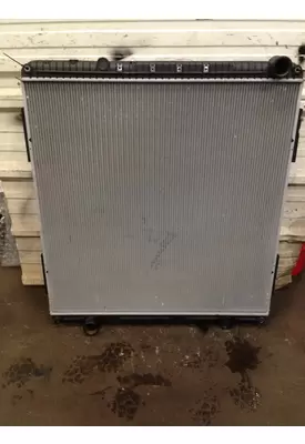 FREIGHTLINER Cascadia Radiator