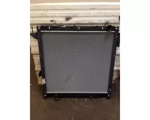 FREIGHTLINER Cascadia Radiator