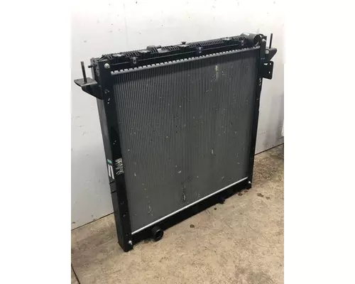 FREIGHTLINER Cascadia Radiator