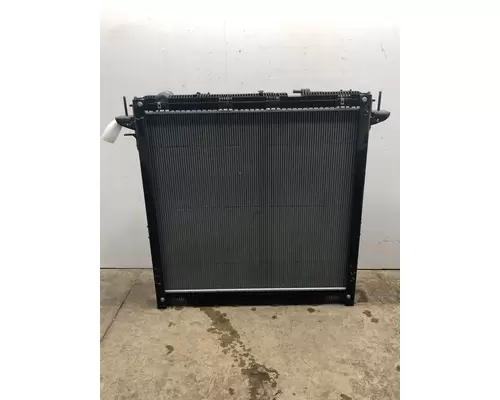 FREIGHTLINER Cascadia Radiator