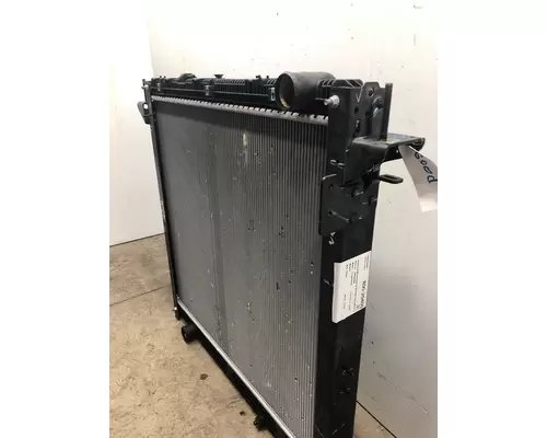 FREIGHTLINER Cascadia Radiator