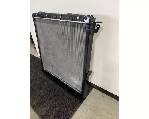 FREIGHTLINER Cascadia Radiator