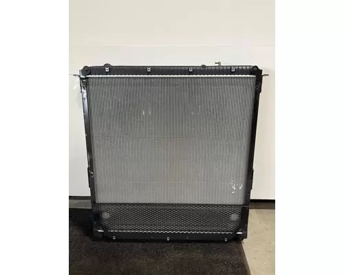 FREIGHTLINER Cascadia Radiator