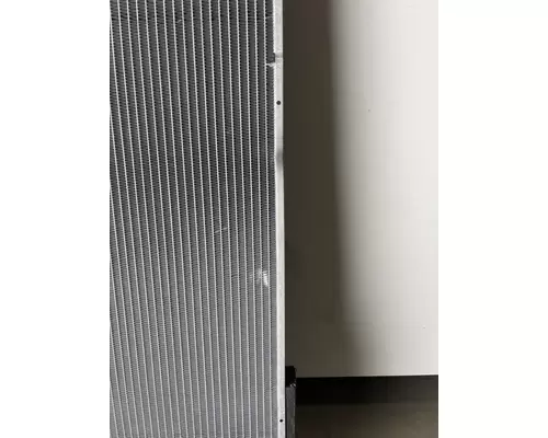 FREIGHTLINER Cascadia Radiator