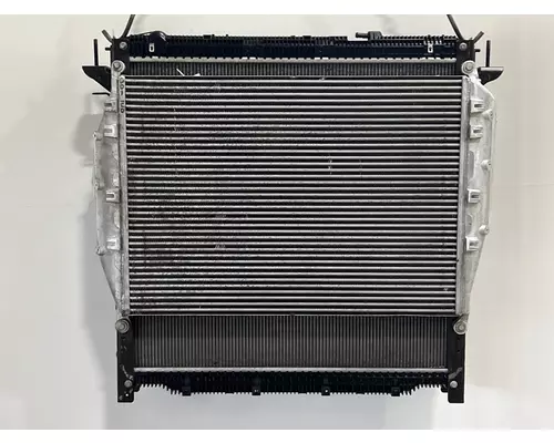 FREIGHTLINER Cascadia Radiator