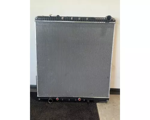 FREIGHTLINER Cascadia Radiator