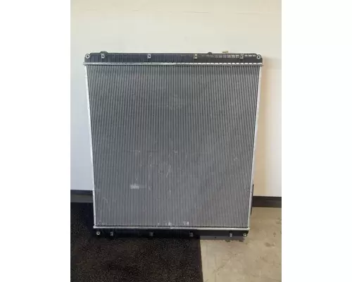 FREIGHTLINER Cascadia Radiator