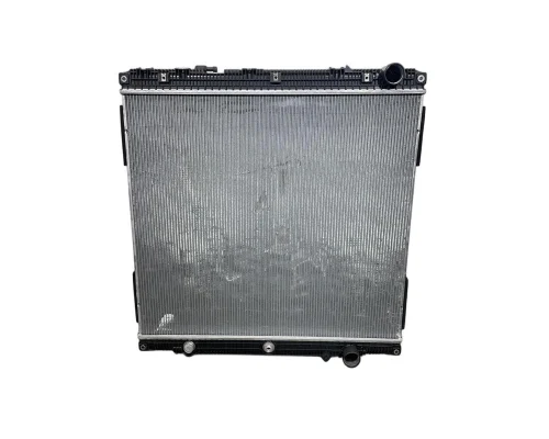 FREIGHTLINER Cascadia Radiator