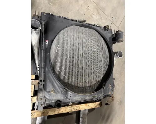 FREIGHTLINER Cascadia Radiator