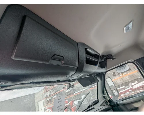 FREIGHTLINER Cascadia Radiator