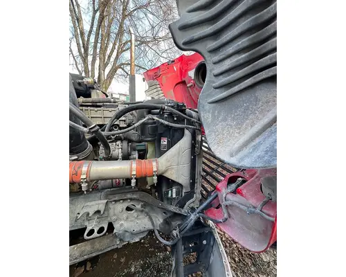 FREIGHTLINER Cascadia Radiator