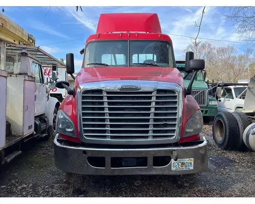 FREIGHTLINER Cascadia Radiator