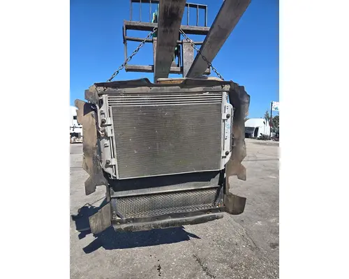FREIGHTLINER Cascadia Radiator