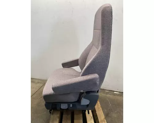 FREIGHTLINER Cascadia Seat, Front
