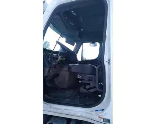 FREIGHTLINER Cascadia Seat, Front