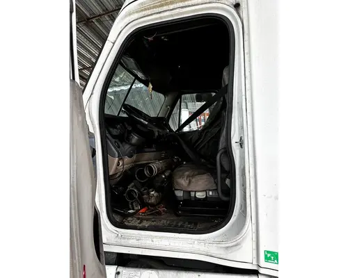 FREIGHTLINER Cascadia Seat, Front