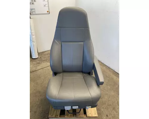 FREIGHTLINER Cascadia Seat