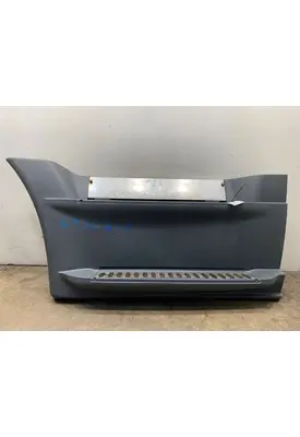 FREIGHTLINER Cascadia Side Fairing
