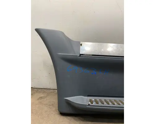 FREIGHTLINER Cascadia Side Fairing