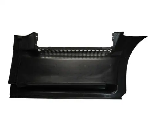 FREIGHTLINER Cascadia Side Fairing