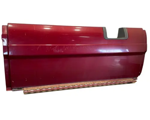 FREIGHTLINER Cascadia Side Fairing