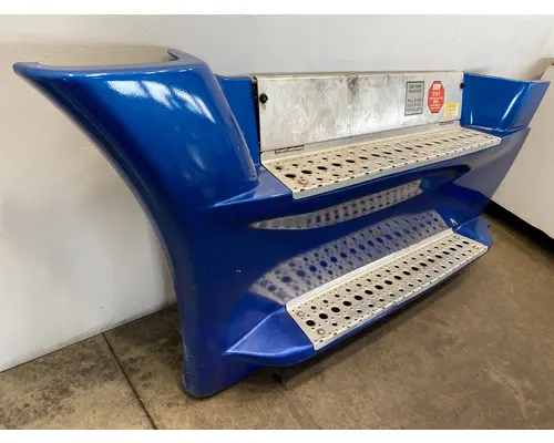 FREIGHTLINER Cascadia Side Fairing
