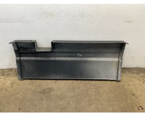 FREIGHTLINER Cascadia Side Fairing