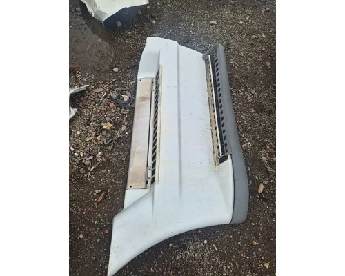 FREIGHTLINER Cascadia Side Fairing