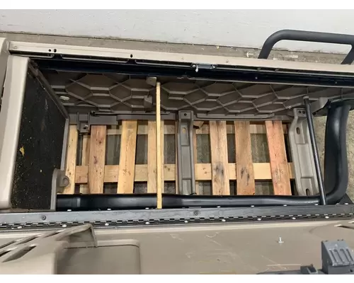 FREIGHTLINER Cascadia Sleeper