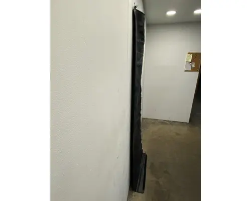 FREIGHTLINER Cascadia Sleeper