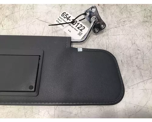 FREIGHTLINER Cascadia Sun Visor (External)