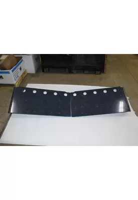 FREIGHTLINER Cascadia Sun Visor (External)