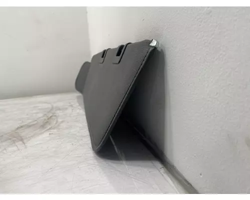 FREIGHTLINER Cascadia Sun Visor (External)