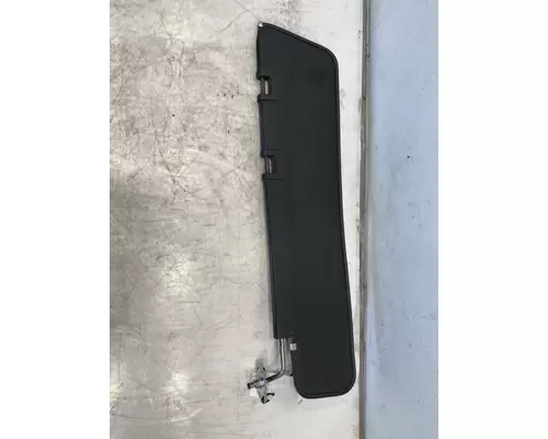 FREIGHTLINER Cascadia Sun Visor (External)