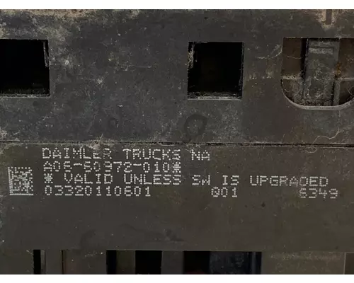 FREIGHTLINER Cascadia Switch Panel