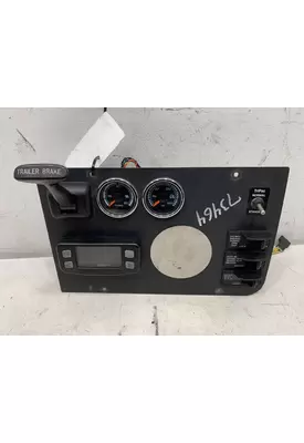 FREIGHTLINER Cascadia Switch Panel