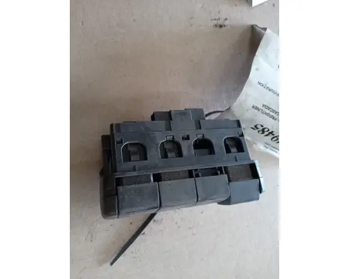 FREIGHTLINER Cascadia Switch Panels 124