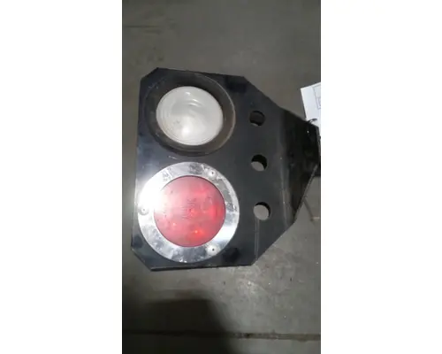 FREIGHTLINER Cascadia Tail Lamp