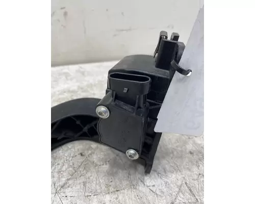FREIGHTLINER Cascadia Throttle Body Assembly
