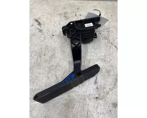 FREIGHTLINER Cascadia Throttle Body Assembly