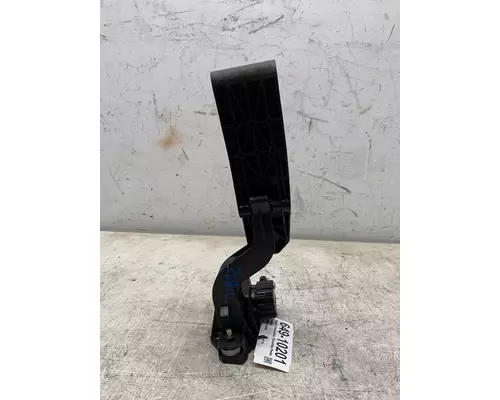 FREIGHTLINER Cascadia Throttle Body Assembly