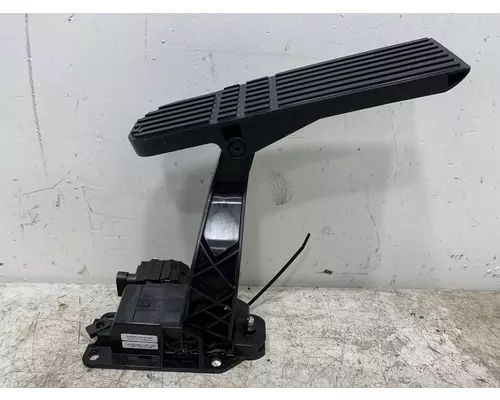 FREIGHTLINER Cascadia Throttle Pedal