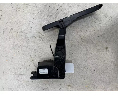 FREIGHTLINER Cascadia Throttle Pedal