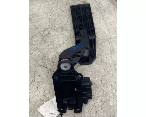 FREIGHTLINER Cascadia Throttle Pedal